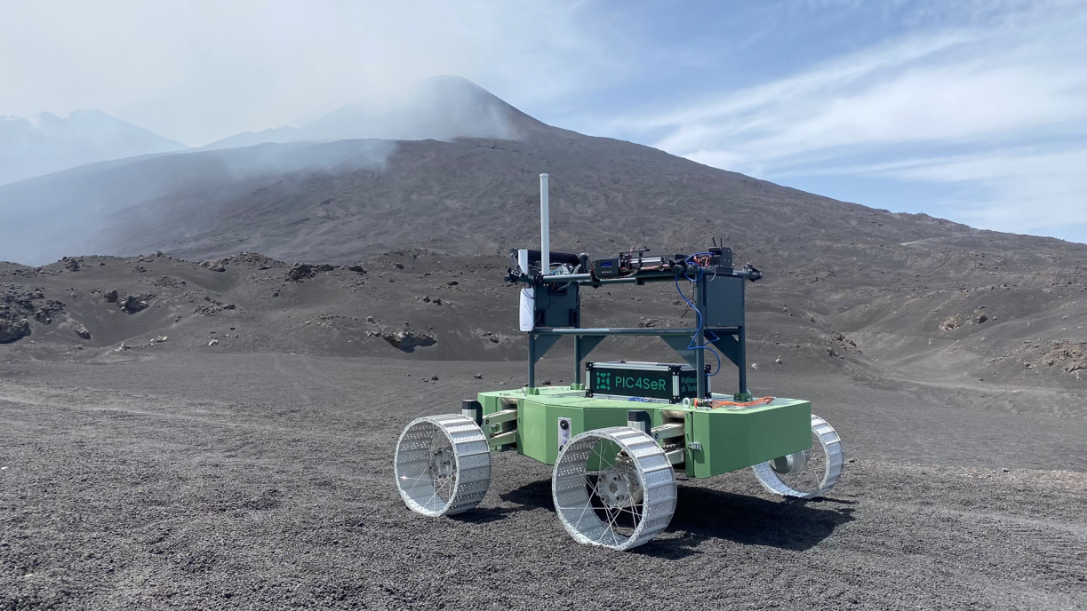 Rover ETNA in azione.